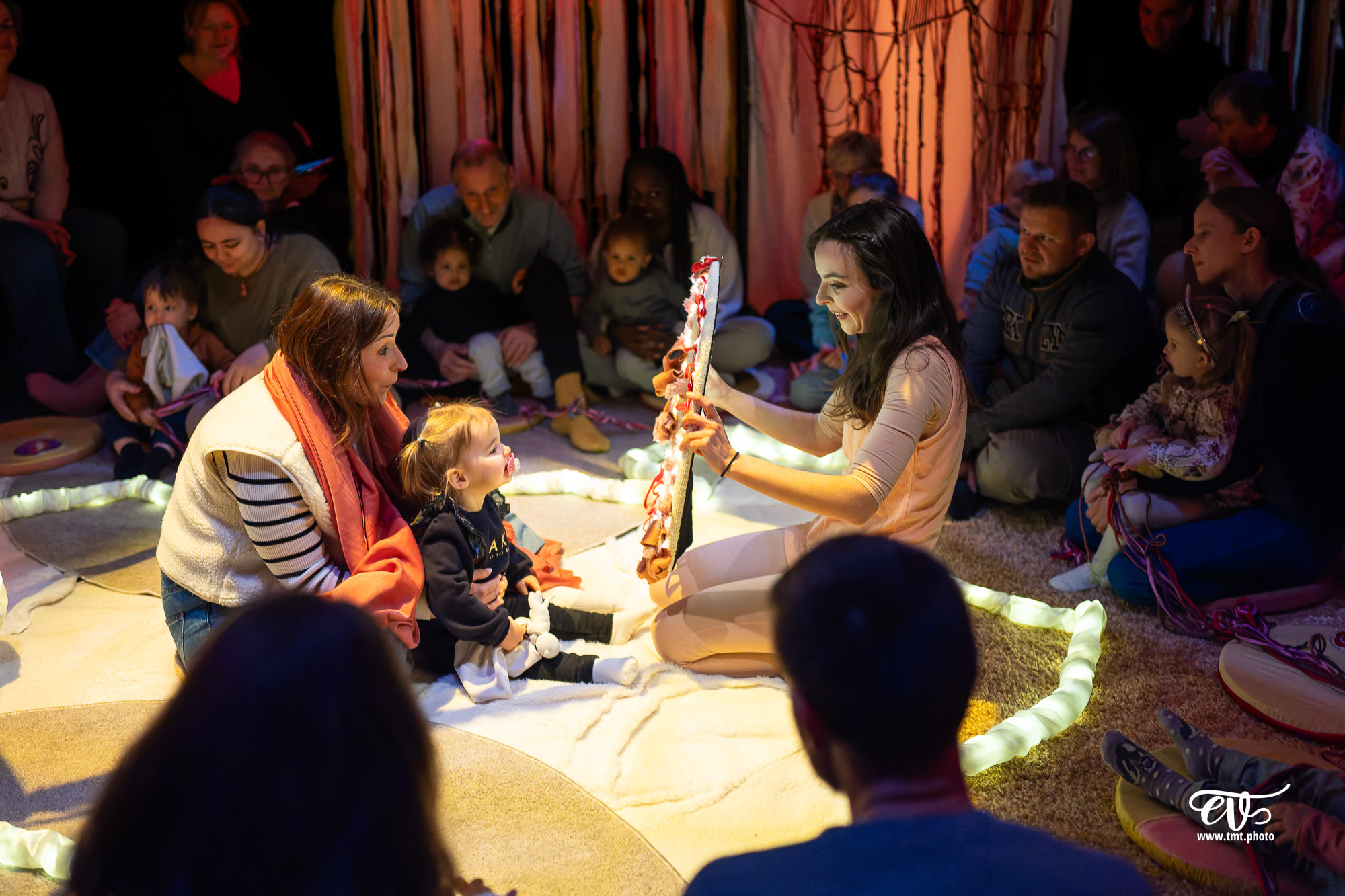 PAR LE COEUR (CIE L'INDOCILE)